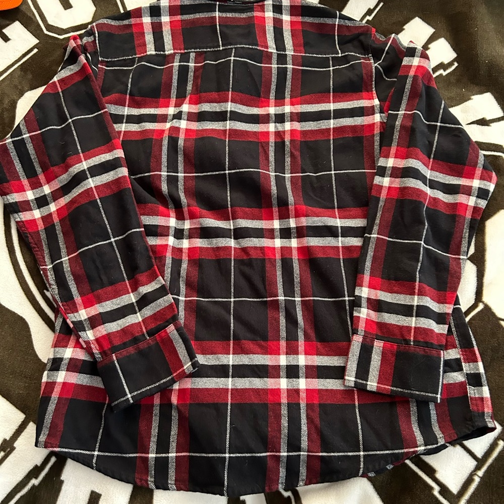 American Rag Flannel♥️♥️ - Picture 2 of 4